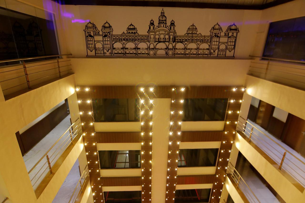 Hotel Adeline Mysore Exterior foto